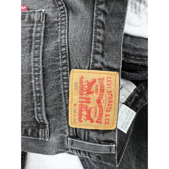 Levi’s 505 Black Denim Jeans Mens 36x32 Regular Fit Straight - Picture 7 of 11